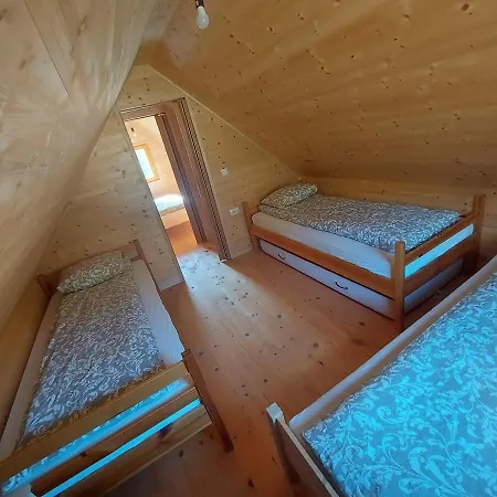 Brunarica Jeršin Chalet *