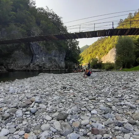 Brunarica Jersin * Cerkno