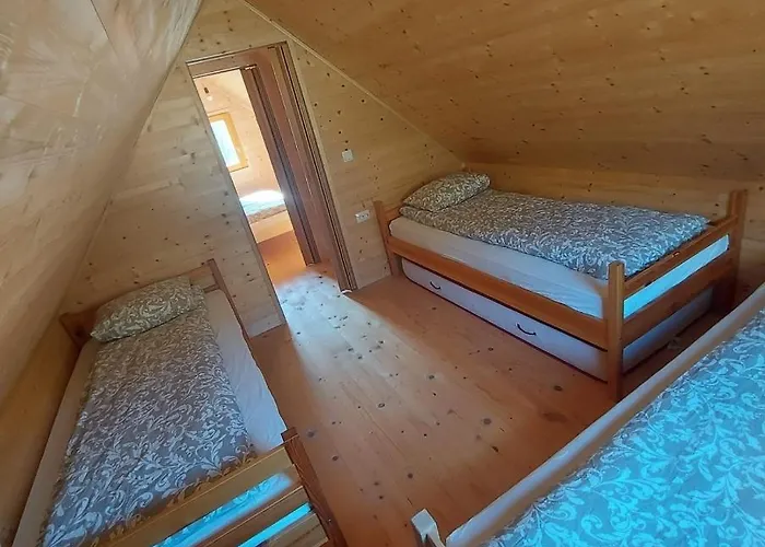 Brunarica Jersin シャレー *